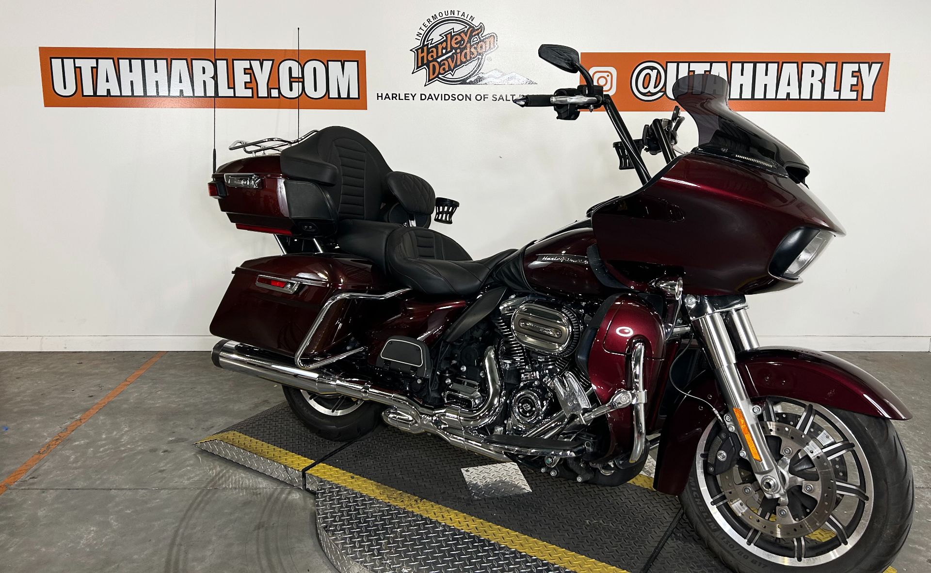 2019 Harley-Davidson Road Glide® Ultra in Salt Lake City, Utah - Photo 2