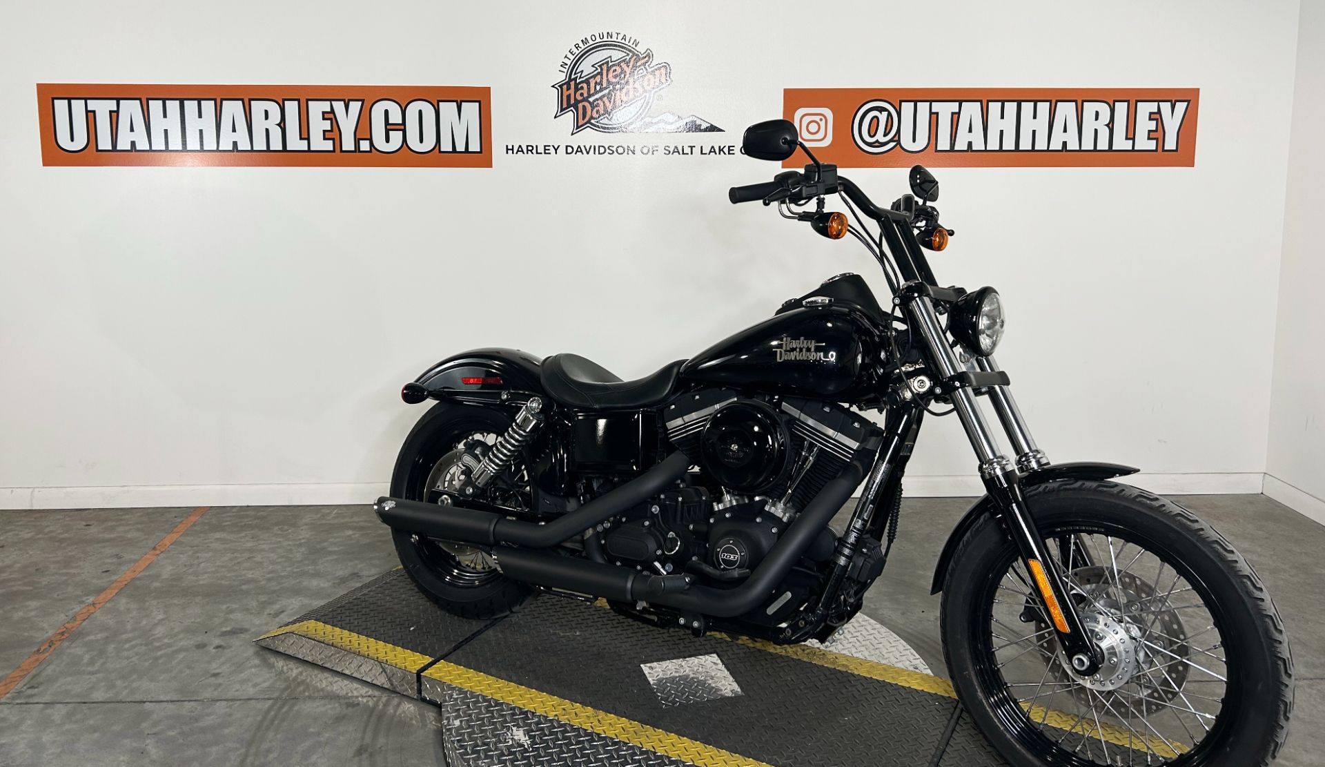 2014 Harley-Davidson Dyna® Street Bob® in Salt Lake City, Utah - Photo 2