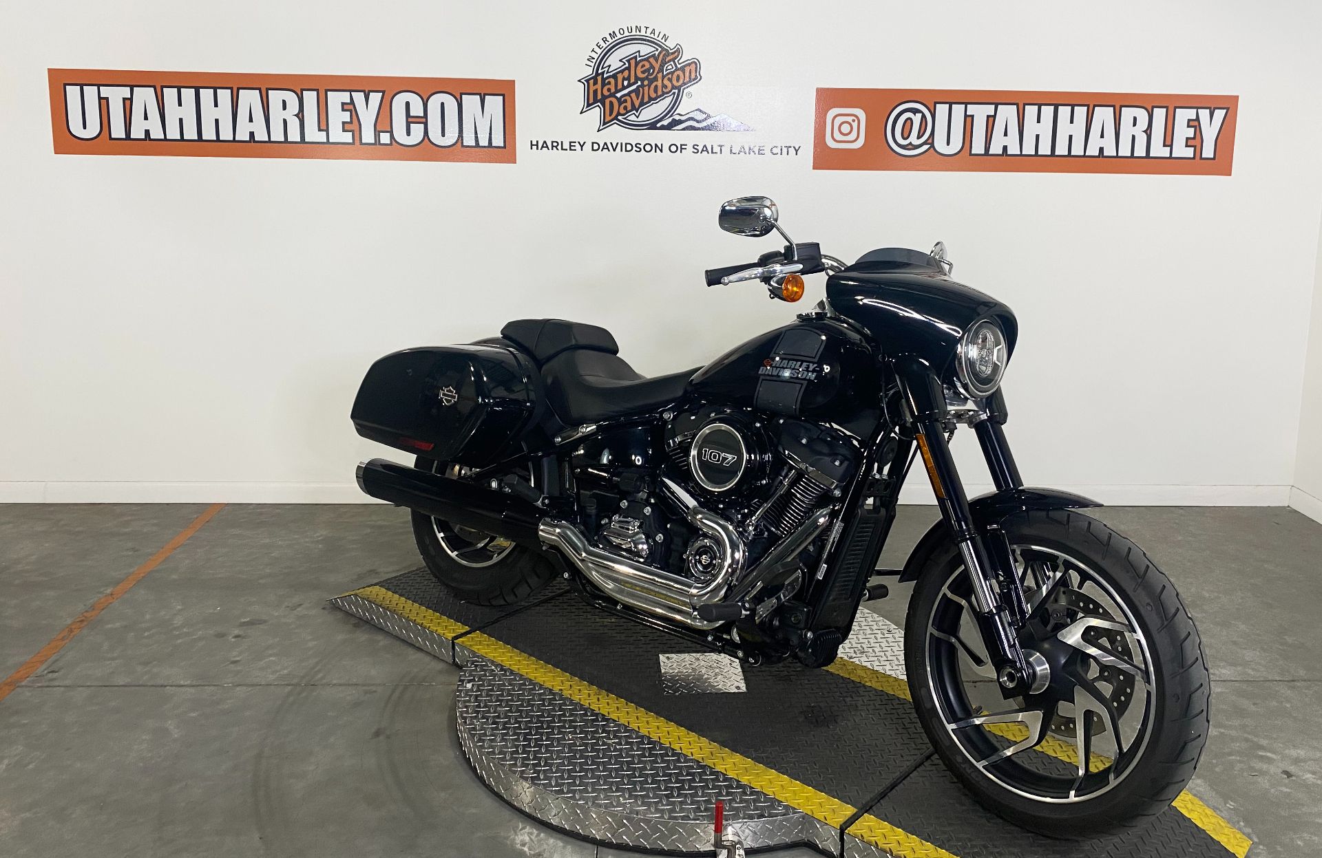 2021 Harley-Davidson Sport Glide® in Salt Lake City, Utah - Photo 2