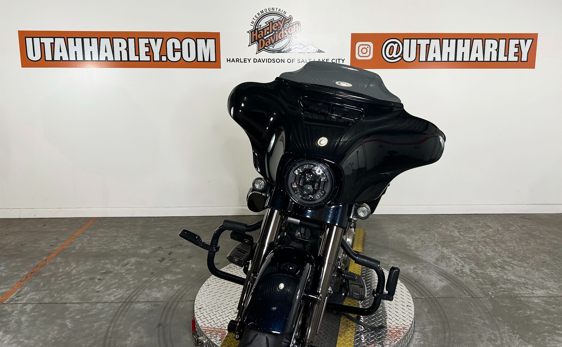 2022 Harley-Davidson CVO™ Street Glide® in Salt Lake City, Utah - Photo 3