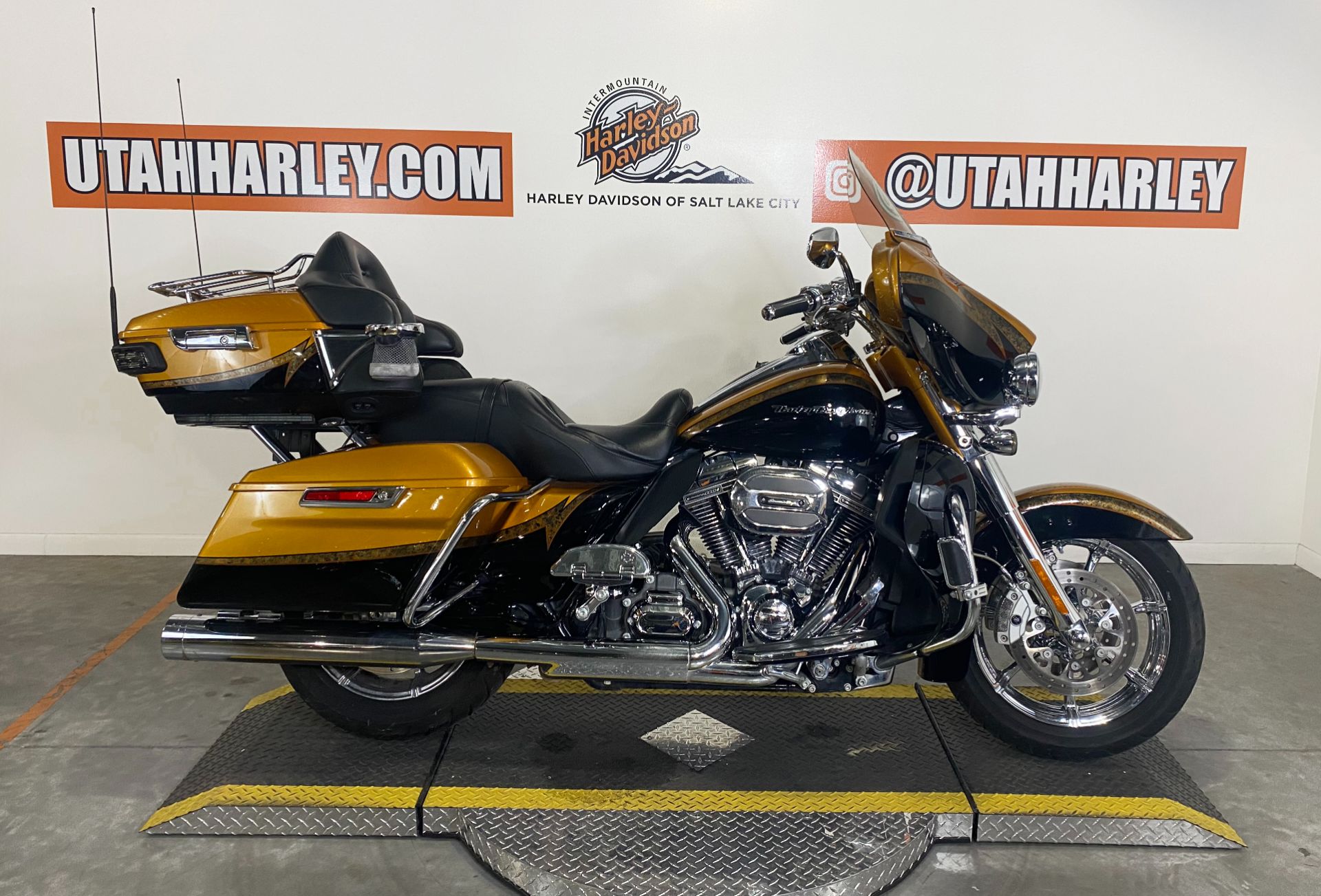 2015 Harley-Davidson CVO™ Limited in Salt Lake City, Utah - Photo 1
