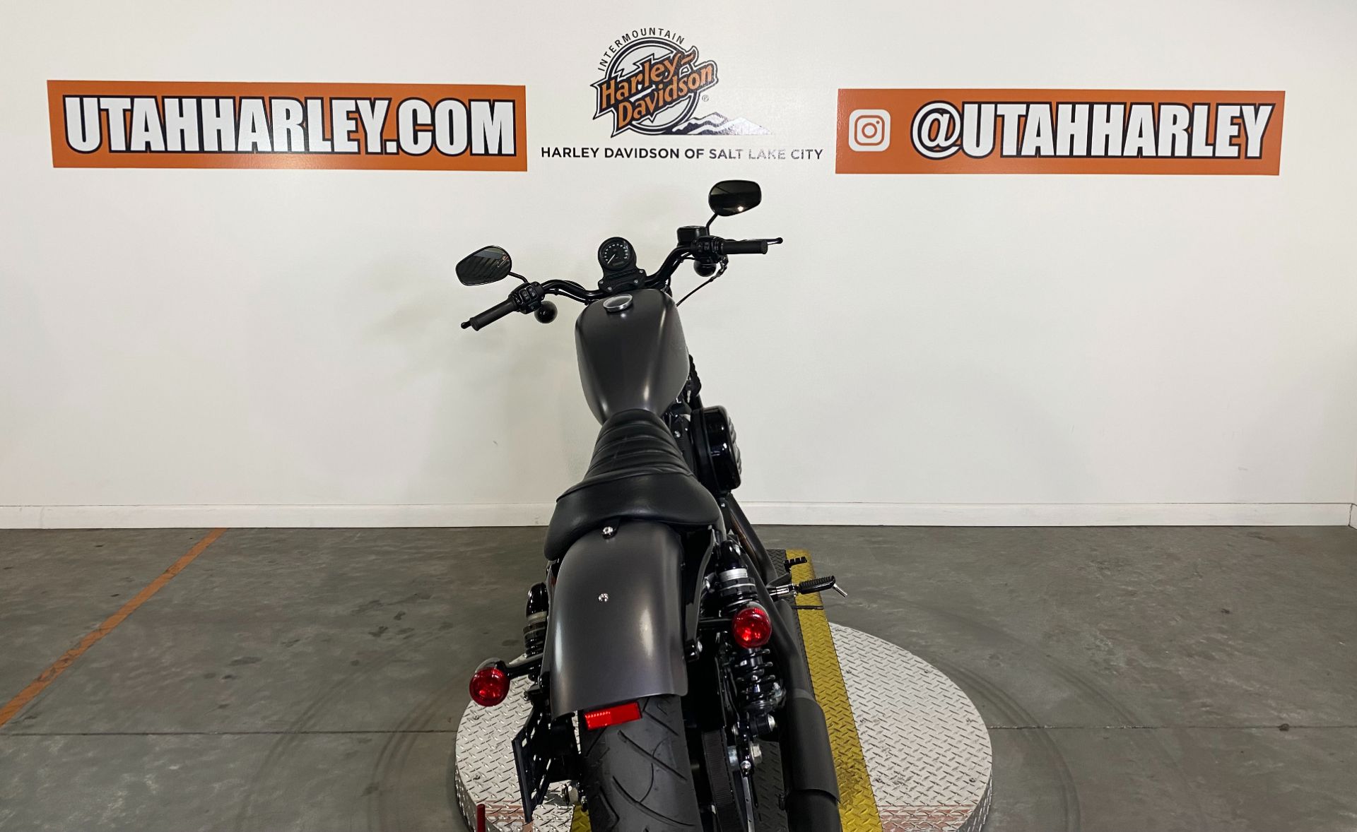 2016 Harley-Davidson Iron 883™ in Salt Lake City, Utah - Photo 6