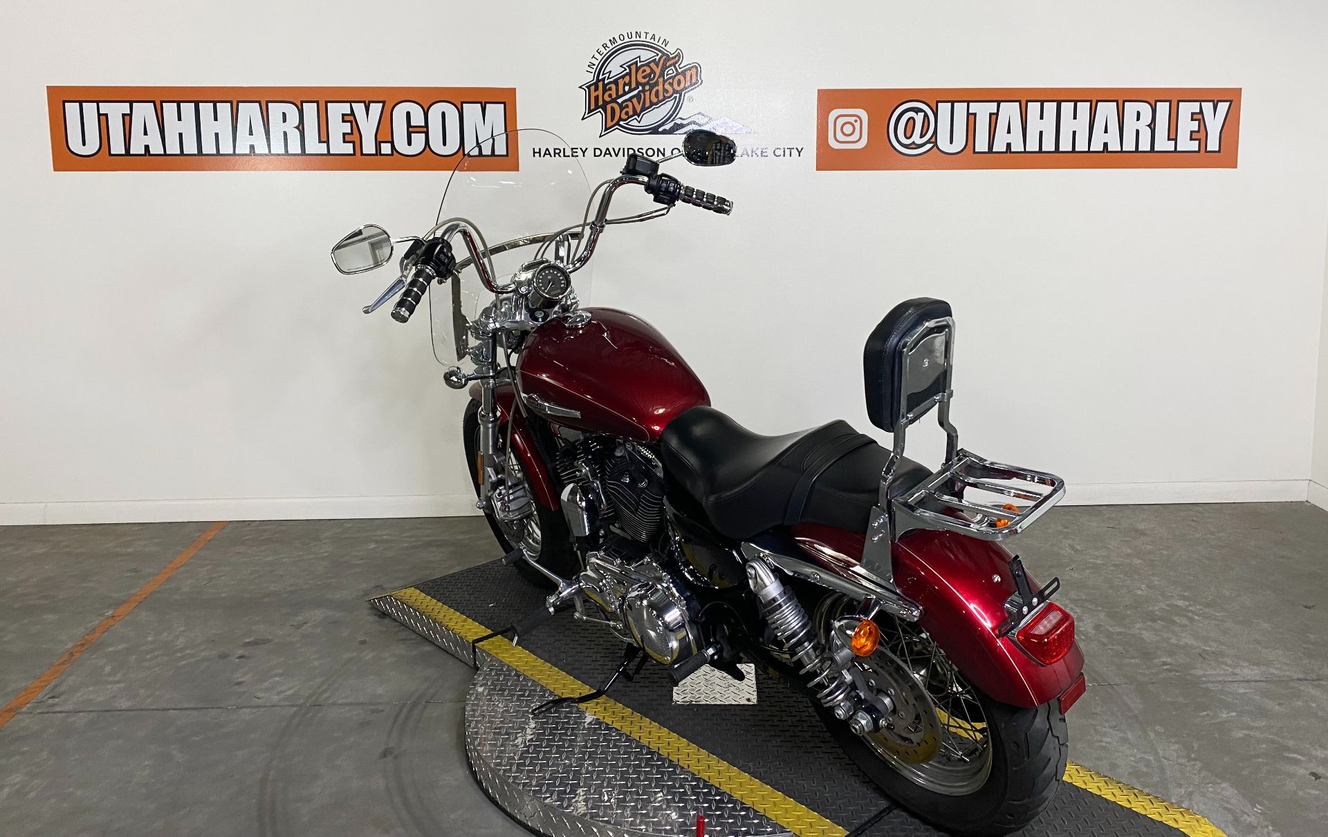 2017 Harley-Davidson 1200 Custom in Salt Lake City, Utah - Photo 5