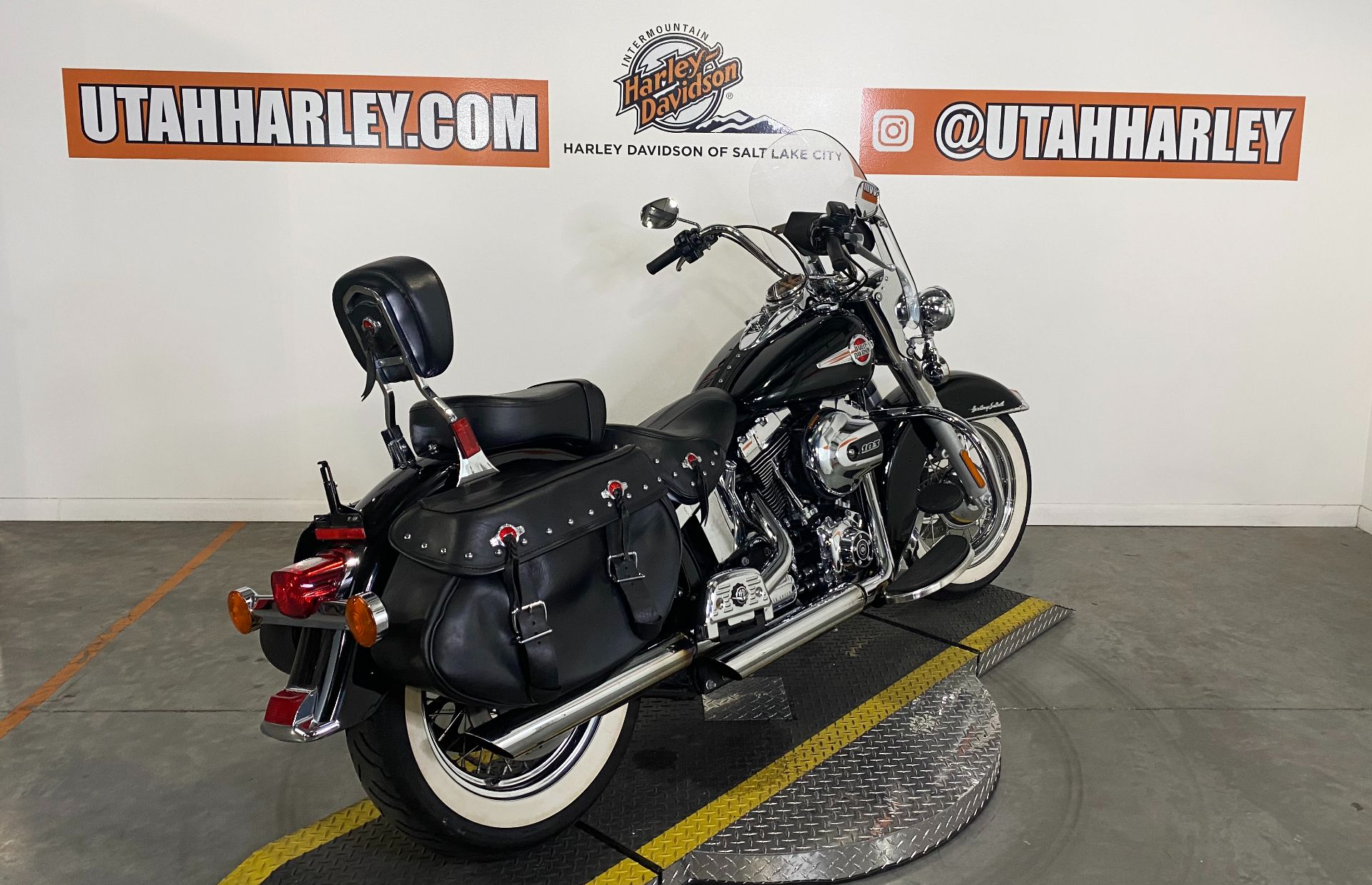 2016 Harley-Davidson Heritage Softail® Classic in Salt Lake City, Utah - Photo 8