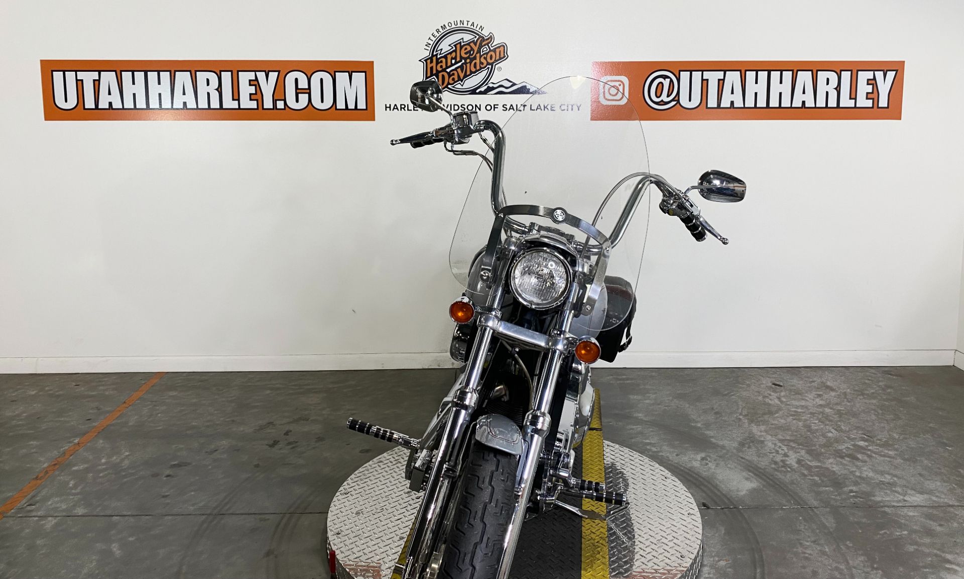 2002 Harley-Davidson FXDL  Dyna Low Rider® in Salt Lake City, Utah - Photo 3
