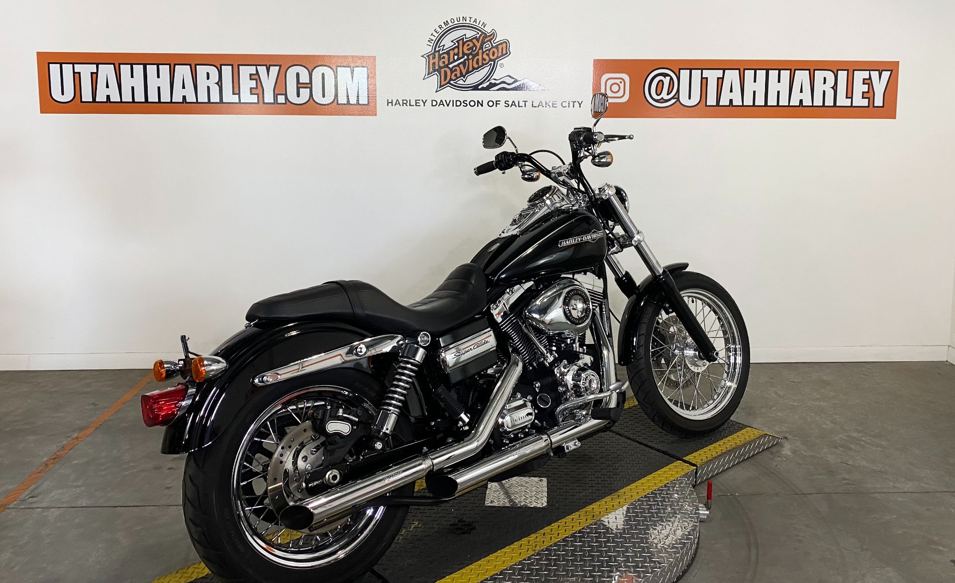 2012 Harley-Davidson Dyna® Super Glide® Custom in Salt Lake City, Utah - Photo 8