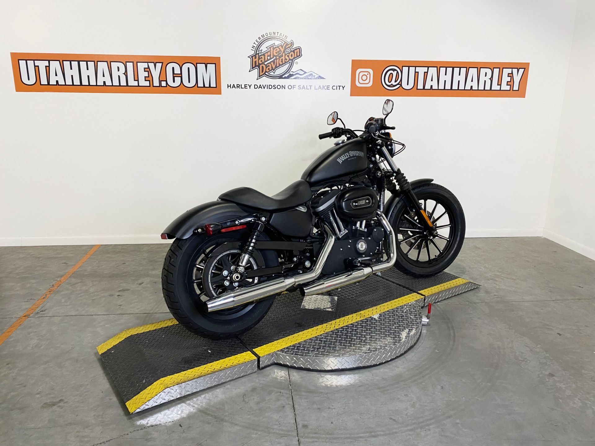 2013 Harley-Davidson Sportster® Iron 883™ in Salt Lake City, Utah - Photo 8