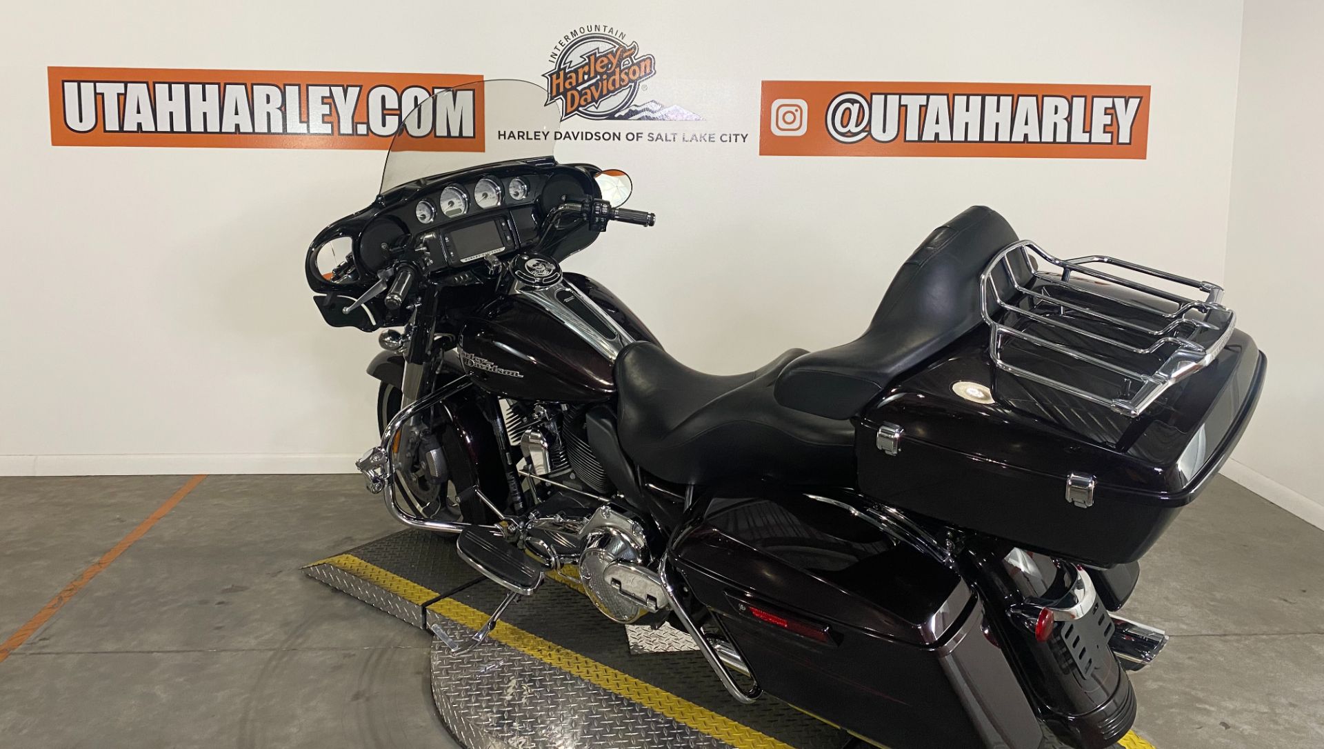 2014 Harley-Davidson Street Glide® Special in Salt Lake City, Utah - Photo 6