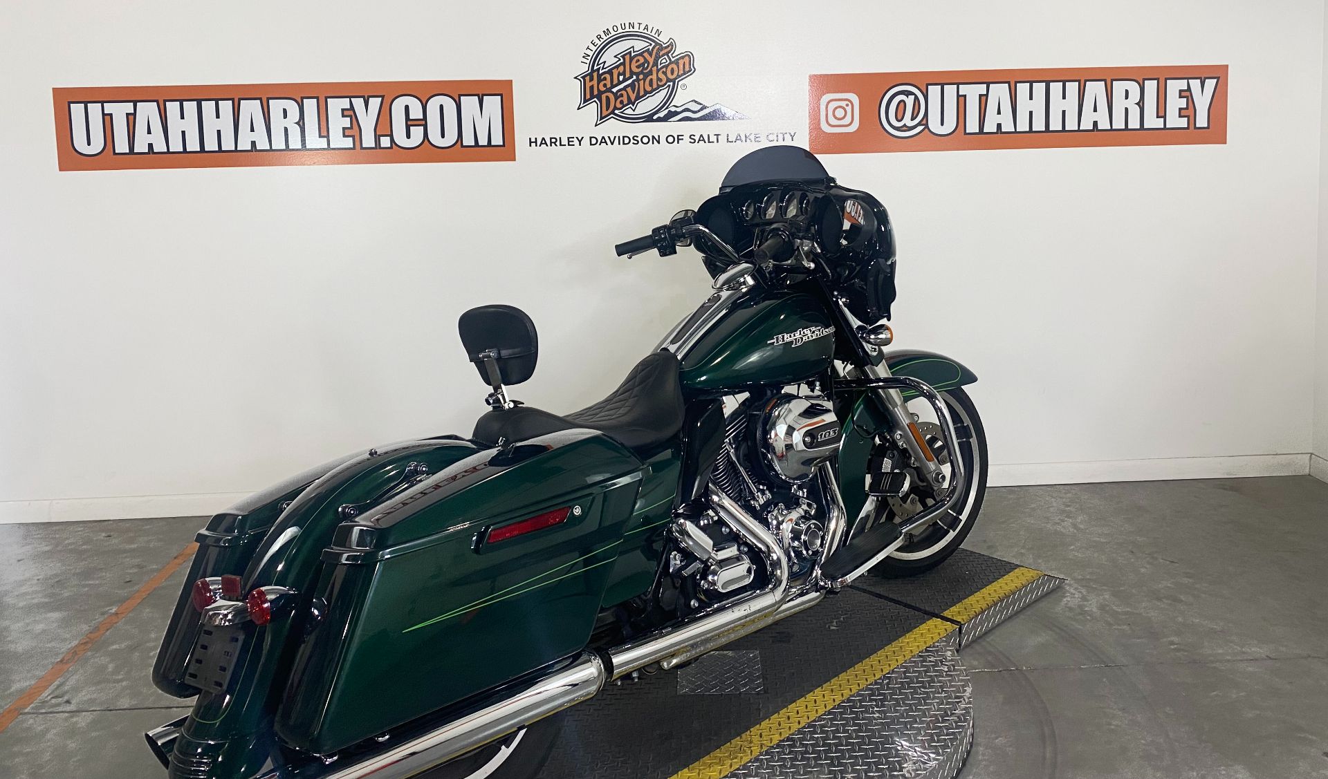 2015 Harley-Davidson Street Glide® Special in Salt Lake City, Utah - Photo 8