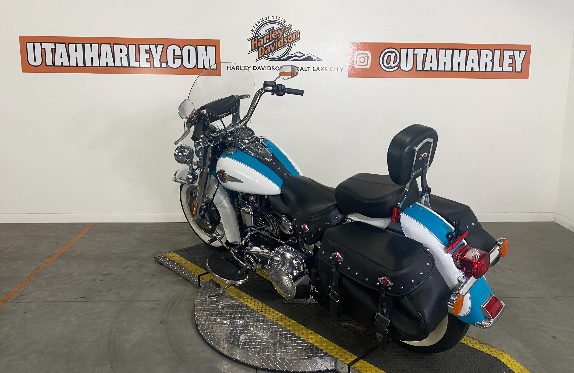 2017 Harley-Davidson Heritage Softail® Classic in Salt Lake City, Utah - Photo 6