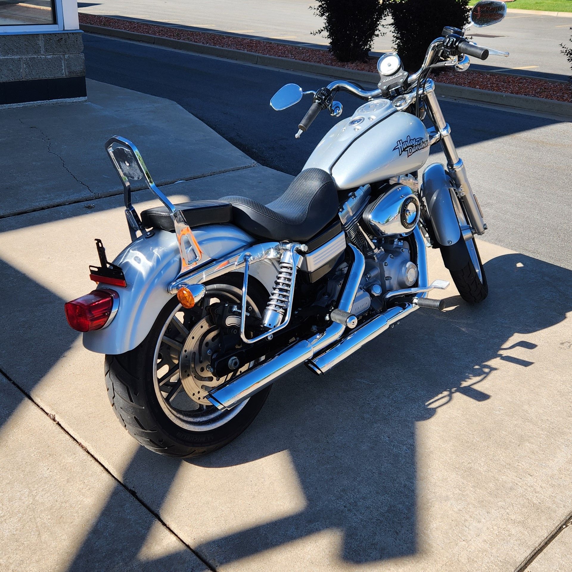 2010 Harley-Davidson Dyna® Super Glide® in Riverdale, Utah - Photo 3