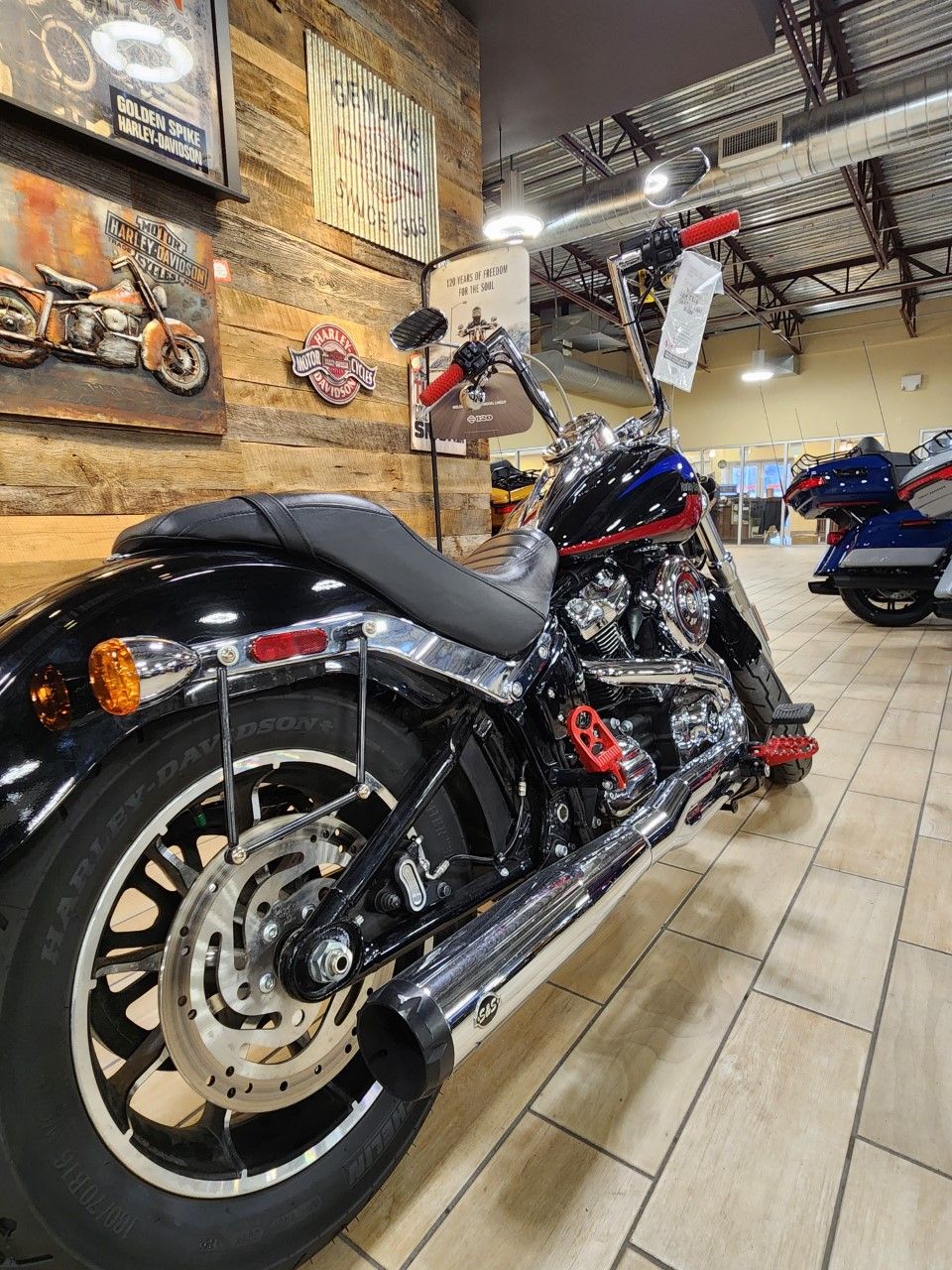 2019 Harley-Davidson Low Rider® in Riverdale, Utah - Photo 3