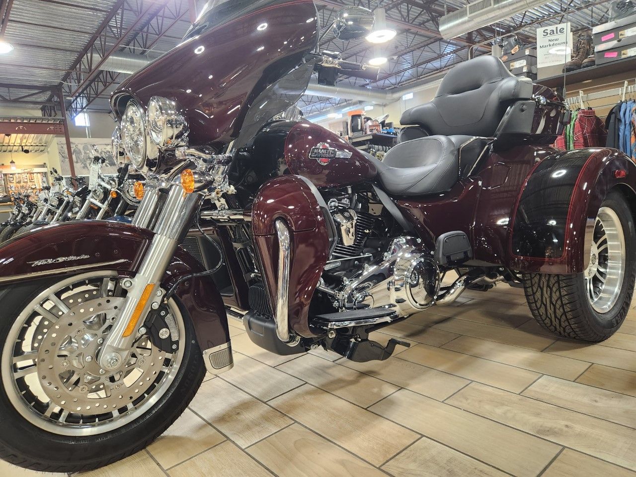 2022 Harley-Davidson FLHTCUTG in Riverdale, Utah - Photo 2