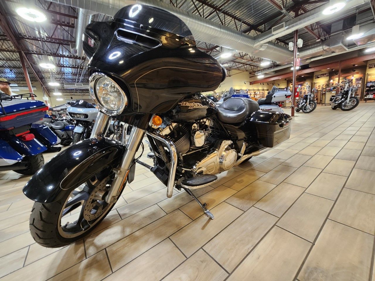 2015 Harley-Davidson Street Glide® Special in Riverdale, Utah - Photo 5