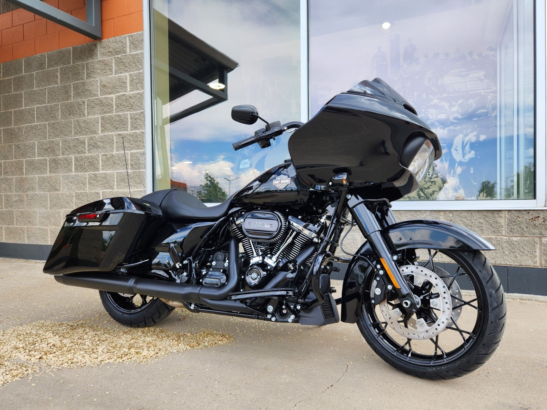 2023 Harley-Davidson Road Glide® Special in Riverdale, Utah - Photo 2