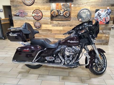 2014 Harley-Davidson Street Glide® Special in Riverdale, Utah - Photo 1