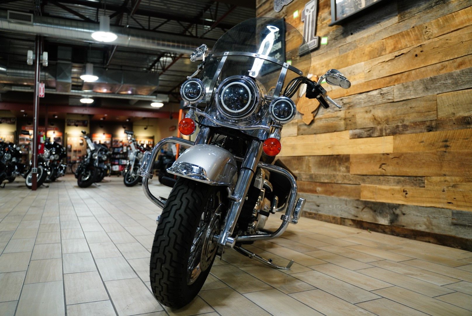 2007 Harley-Davidson FLHRC Road King® Classic in Riverdale, Utah - Photo 5
