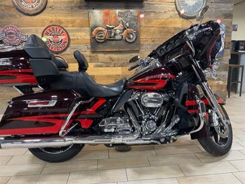 2017 Harley-Davidson CVO™ Limited in Riverdale, Utah - Photo 1