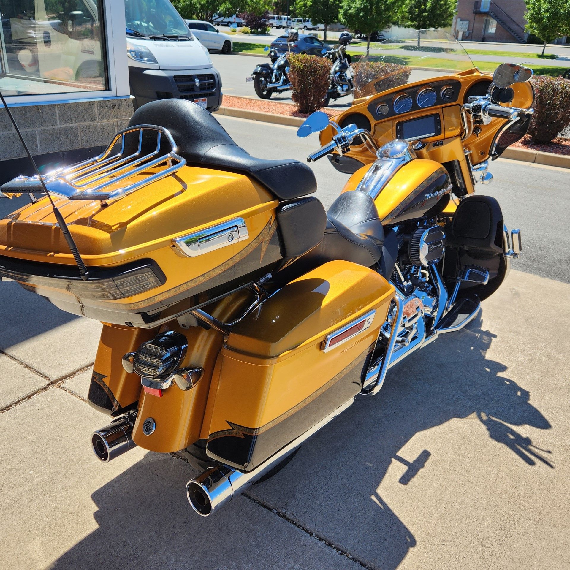 2015 Harley-Davidson CVO™ Limited in Riverdale, Utah - Photo 3