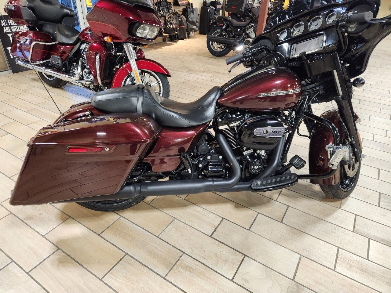2018 Harley-Davidson Street Glide® Special in Riverdale, Utah - Photo 1