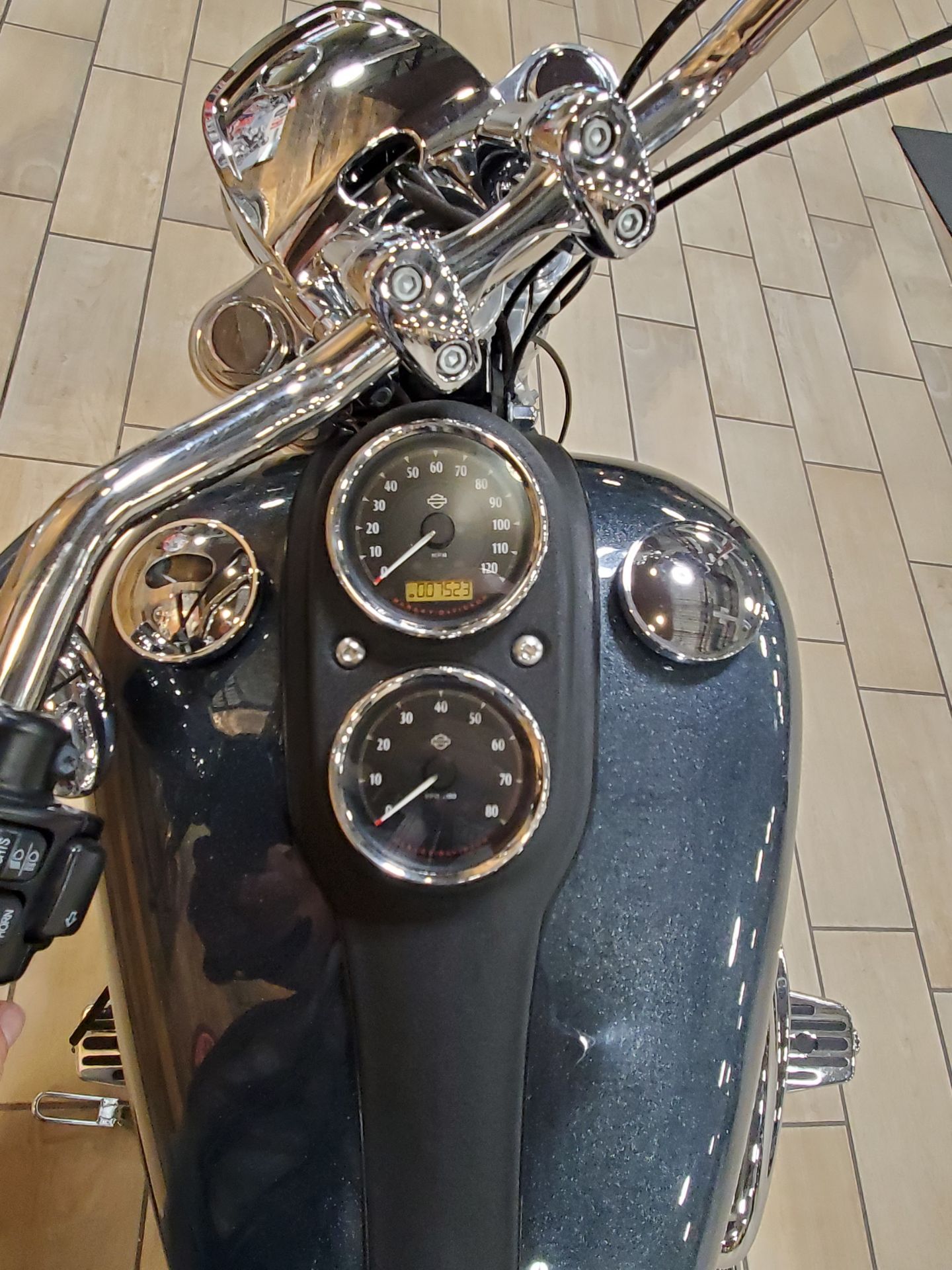 2015 Harley-Davidson Low Rider® in Riverdale, Utah - Photo 5