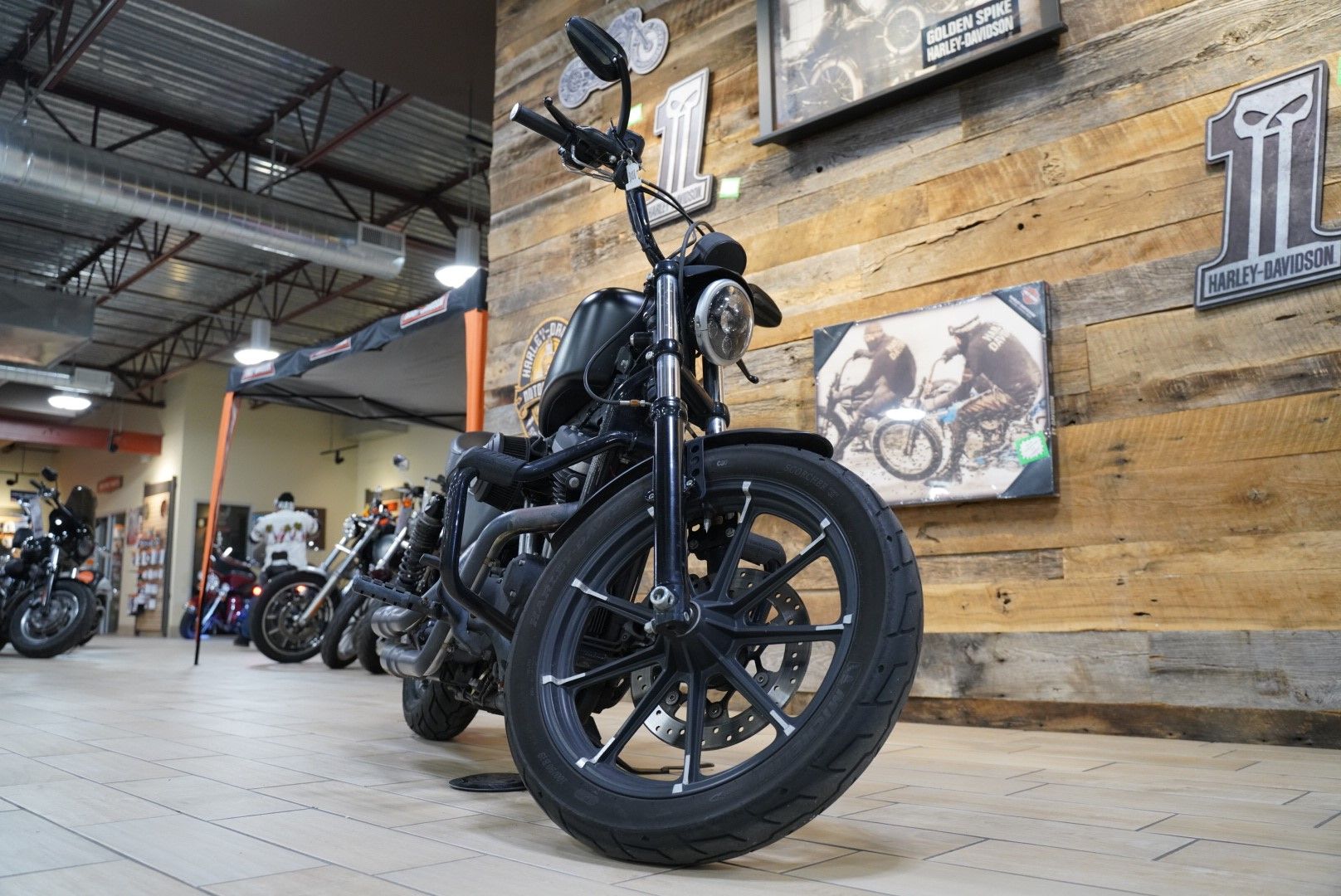 2016 Harley-Davidson Iron 883™ in Riverdale, Utah - Photo 3