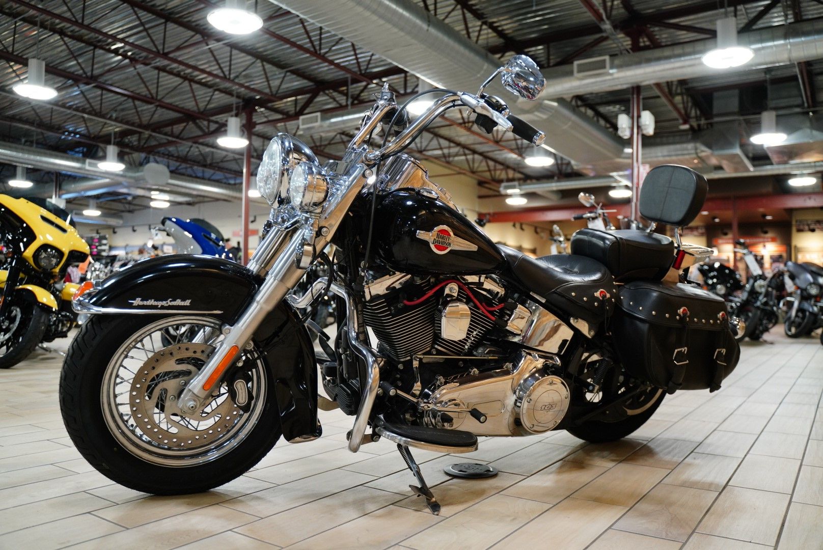 2017 Harley-Davidson Heritage Softail® Classic in Riverdale, Utah - Photo 2