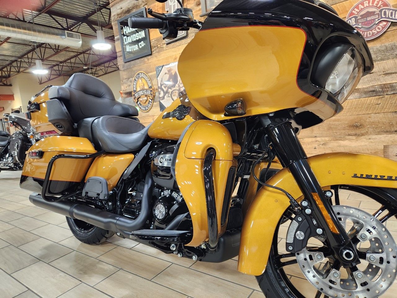 2023 Harley-Davidson Road Glide® Limited in Riverdale, Utah - Photo 2