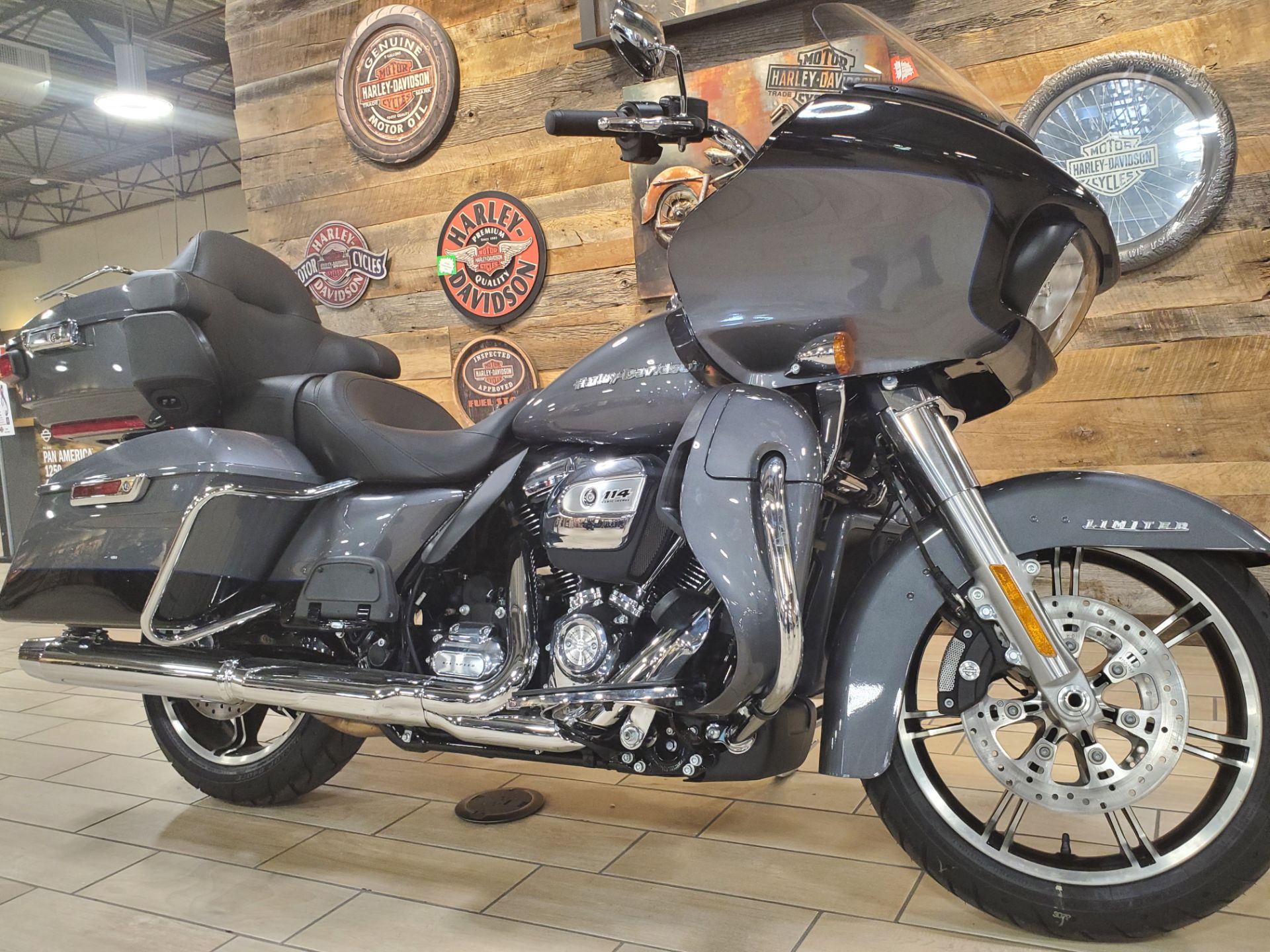 2022 Harley-Davidson Road Glide® Limited in Riverdale, Utah - Photo 2
