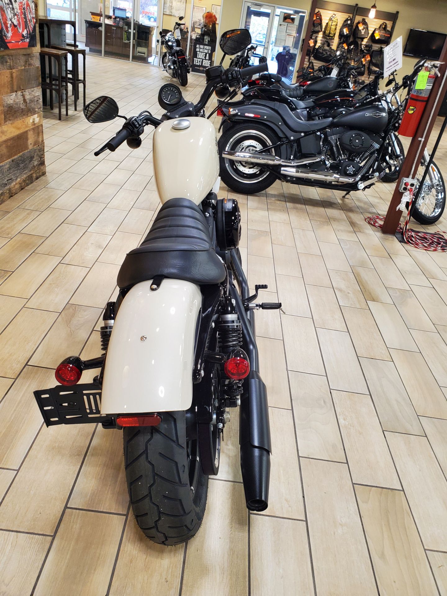 2022 Harley-Davidson Iron 883™ in Riverdale, Utah - Photo 3