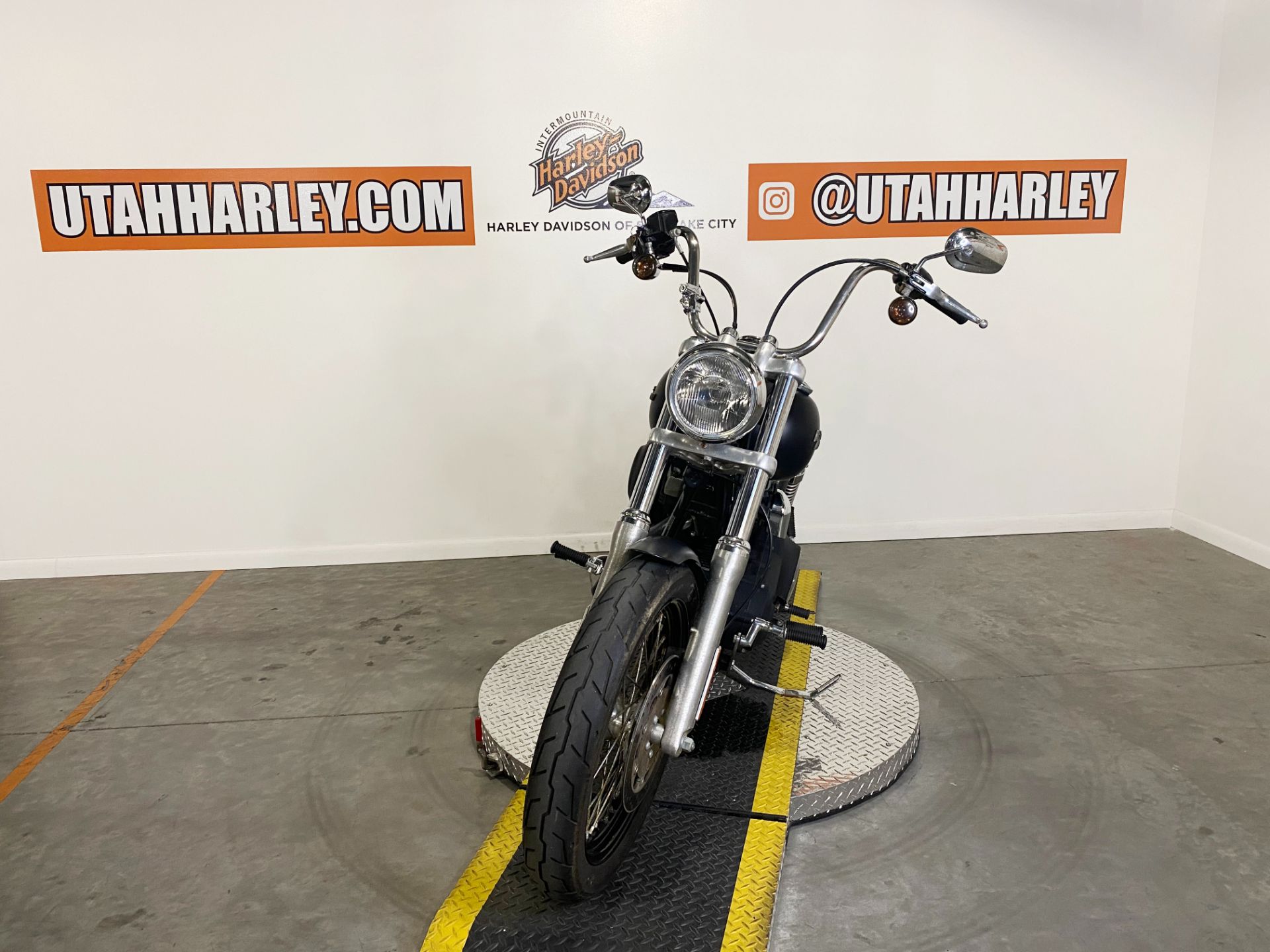 2011 Harley-Davidson Street Bob in Riverdale, Utah - Photo 3