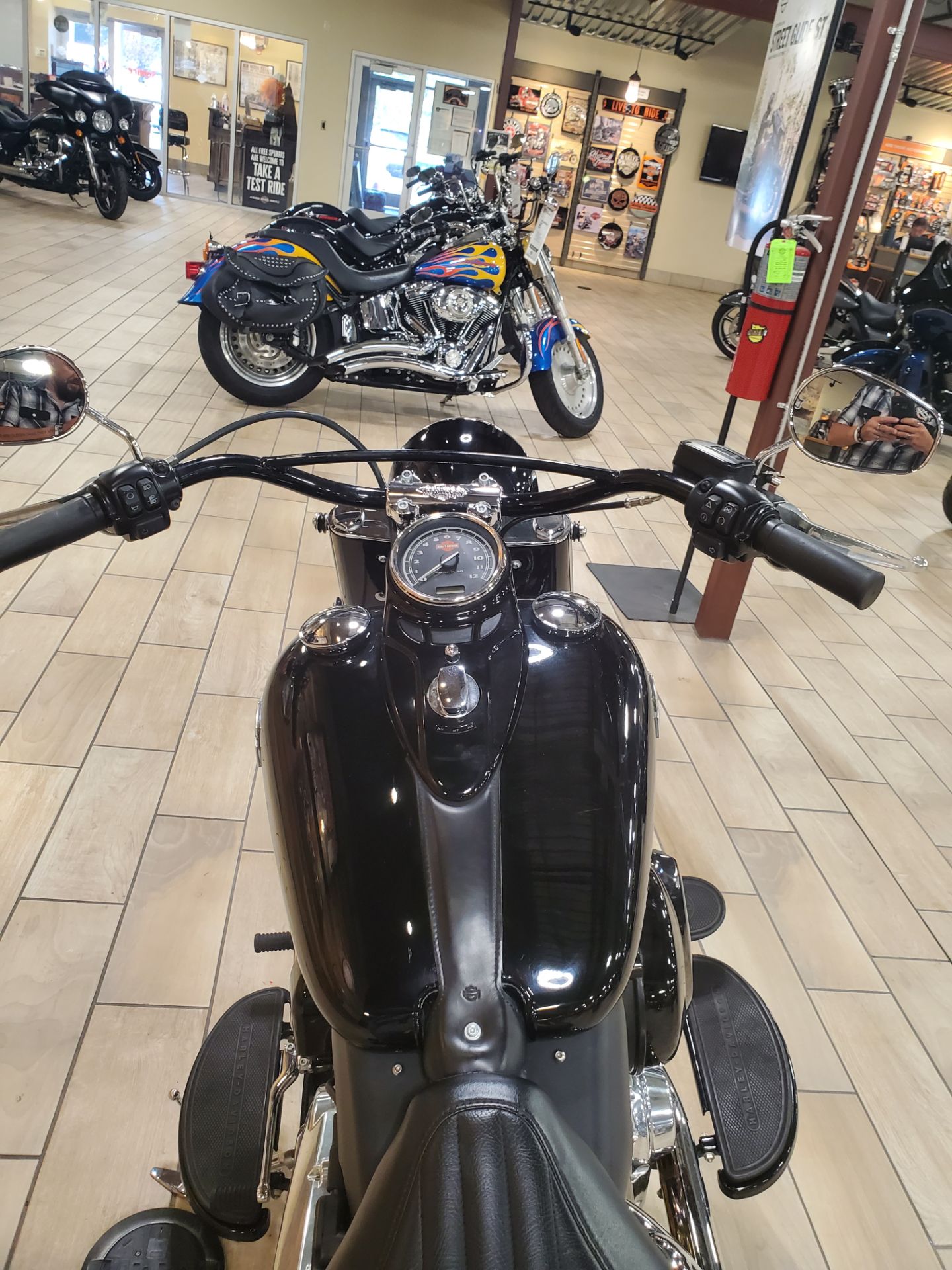 2017 Harley-Davidson Softail Slim® in Riverdale, Utah - Photo 7