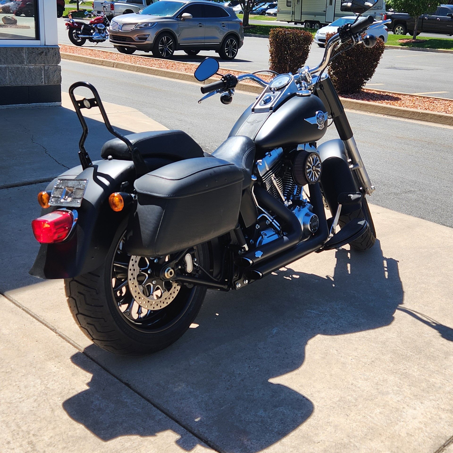 2013 Harley-Davidson Softail® Fat Boy® Lo in Riverdale, Utah - Photo 3