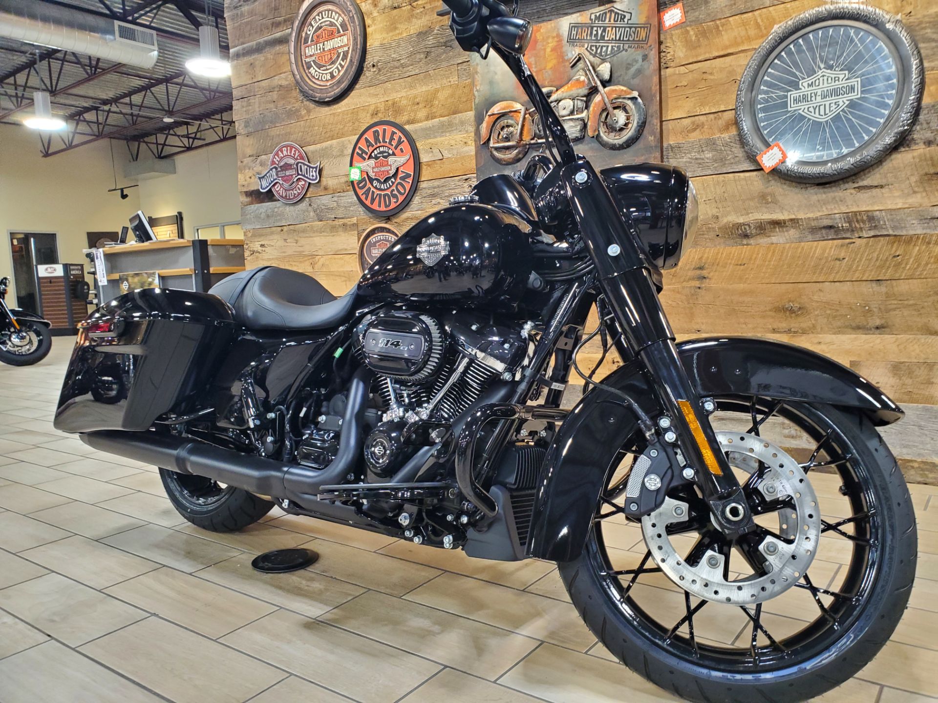 2022 Harley-Davidson Road King® Special in Riverdale, Utah - Photo 2