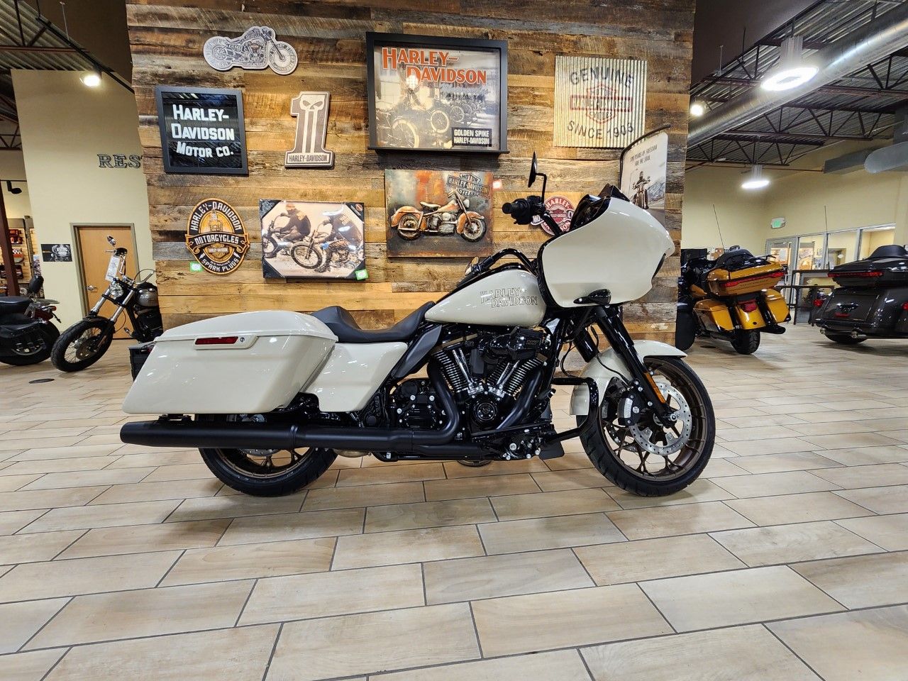2023 Harley-Davidson Road Glide® ST in Riverdale, Utah - Photo 1