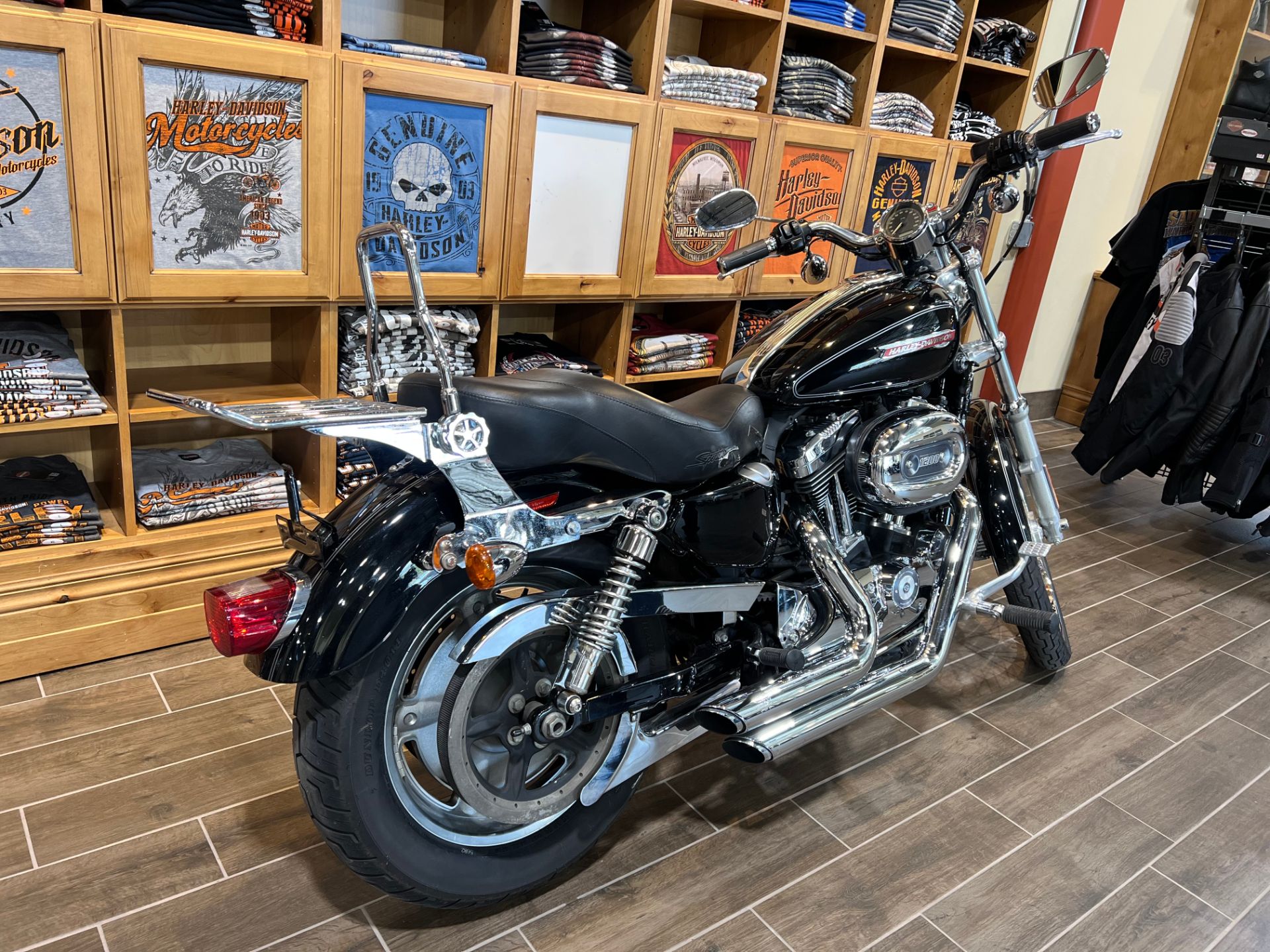 2010 Harley-Davidson Sportster® 1200 Custom in Logan, Utah - Photo 3
