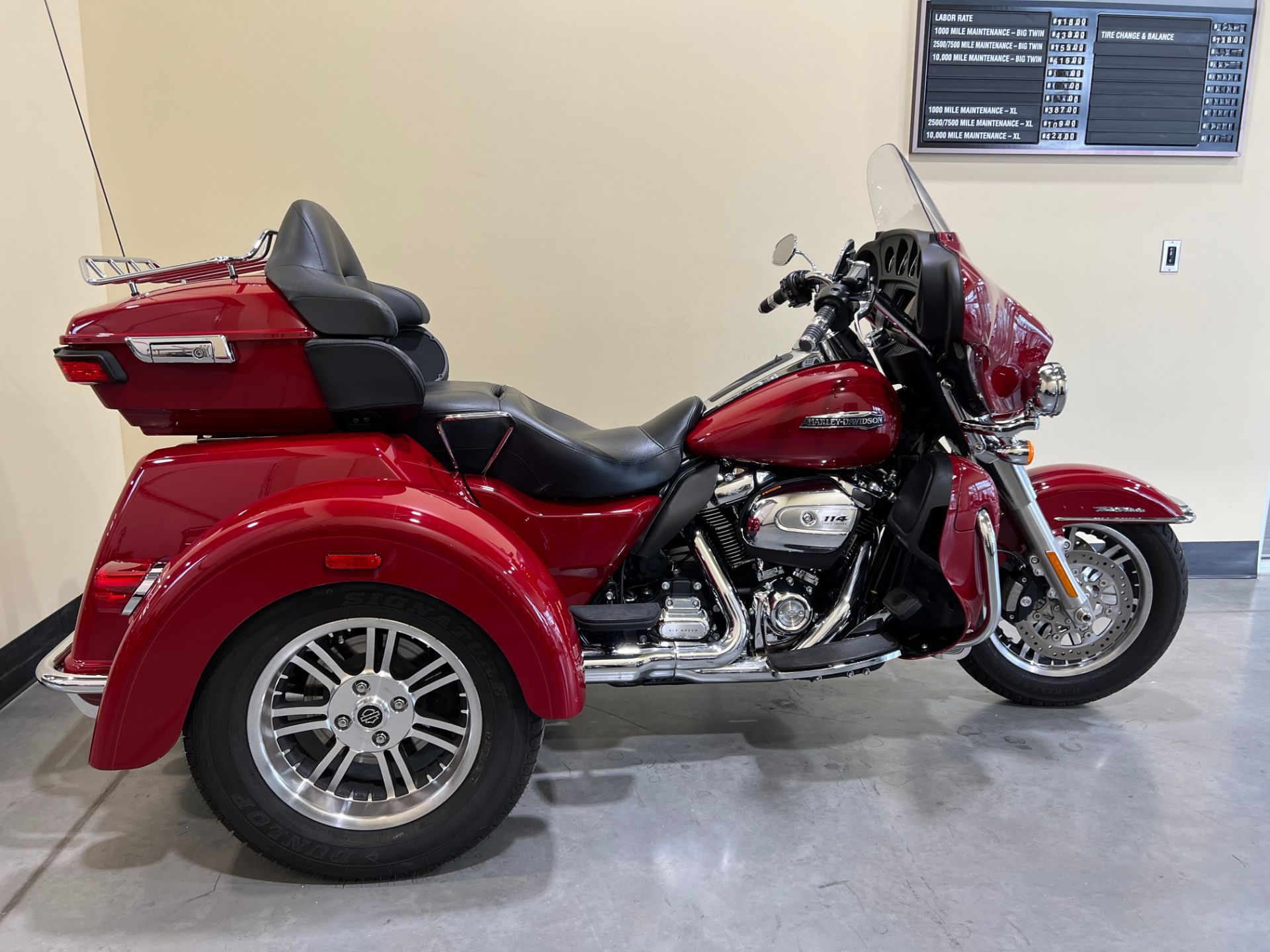 2021 Harley-Davidson Tri Glide® Ultra in Logan, Utah - Photo 1