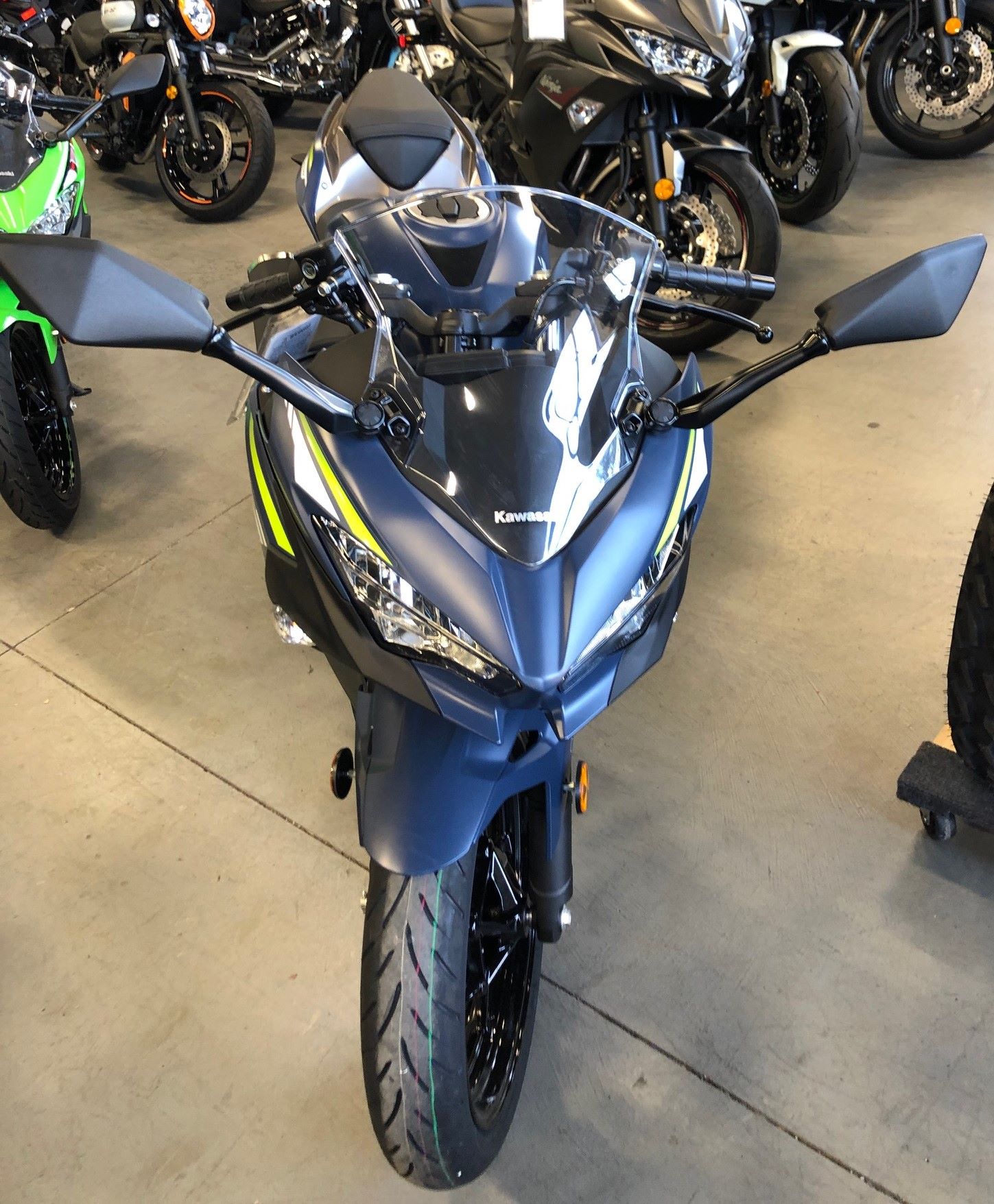 2022 Kawasaki Ninja 400 in Vallejo, California - Photo 2