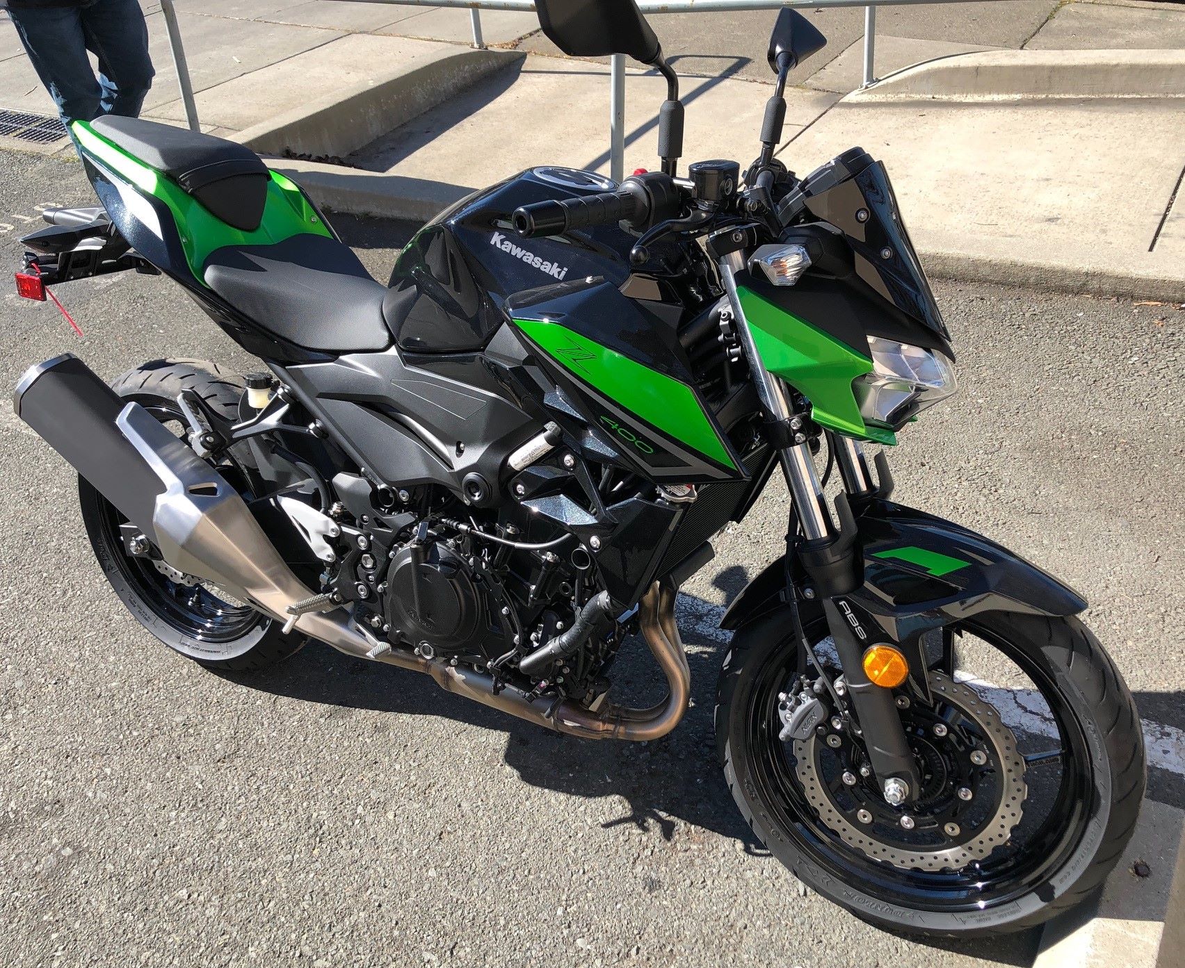 2022 Kawasaki Z400 ABS in Vallejo, California - Photo 4