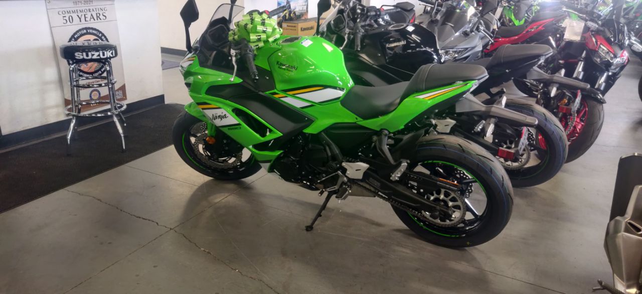 2025 Kawasaki Ninja 650 KRT Edition ABS in Vallejo, California - Photo 2