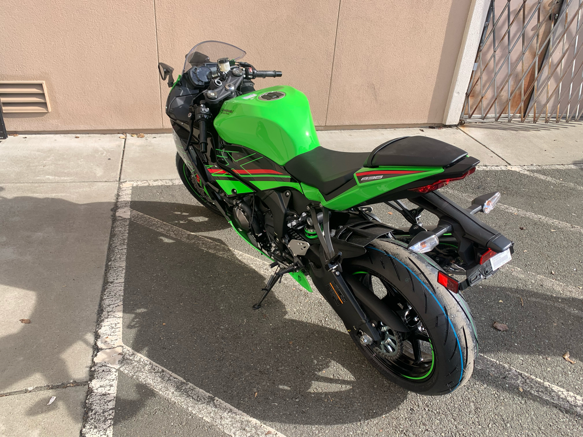 2023 Kawasaki Ninja ZX-6R KRT Edition in Vallejo, California - Photo 4