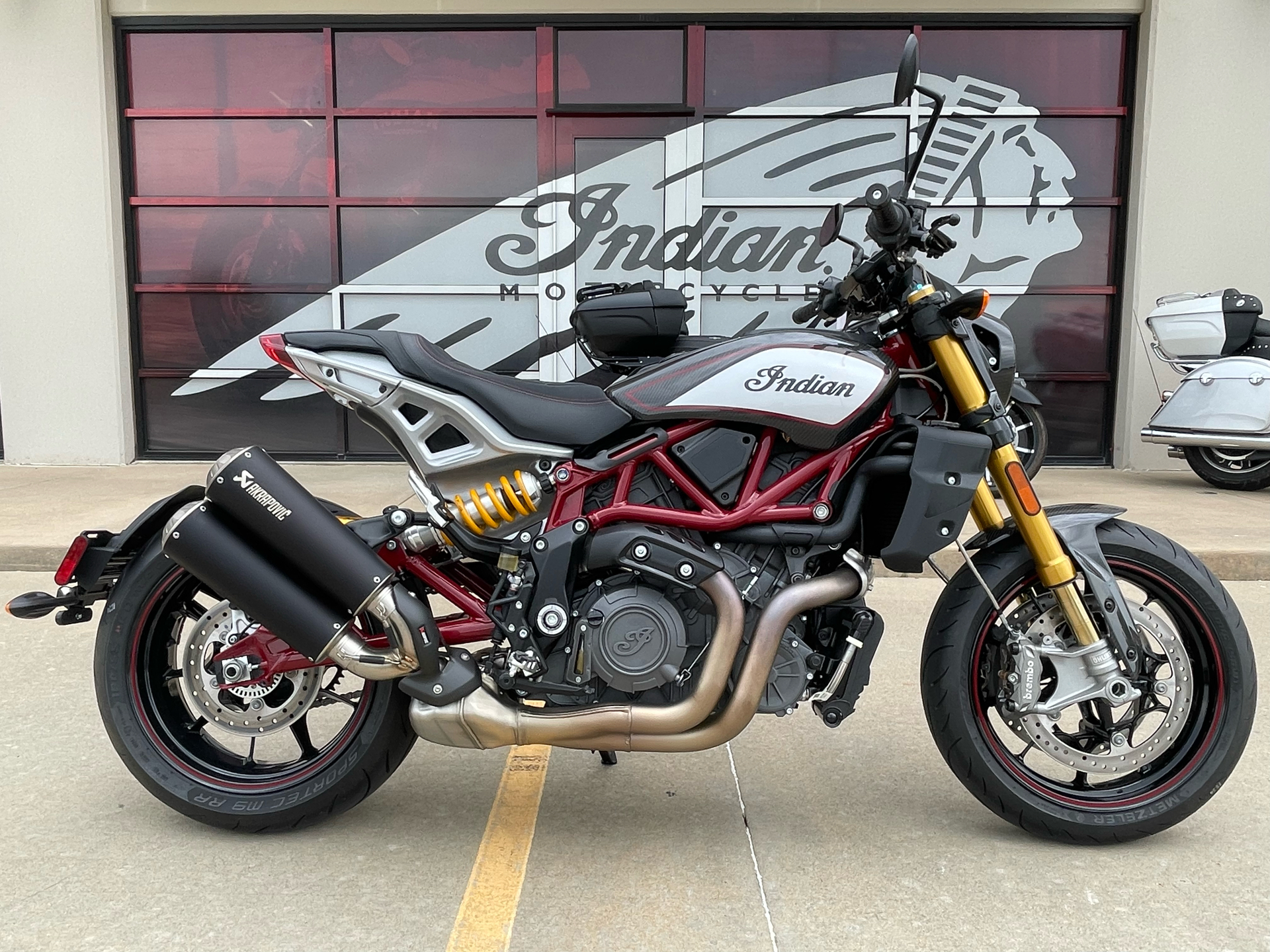 2022 Indian Motorcycle FTR R Carbon in Norman, Oklahoma - Photo 1