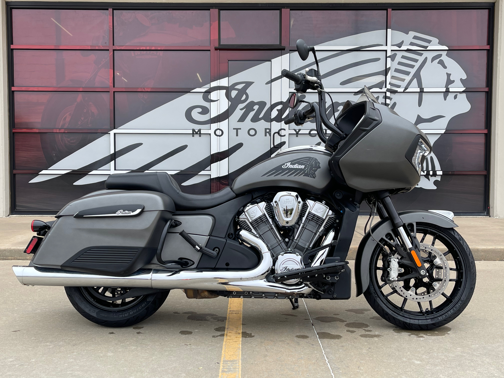 2021 Indian Motorcycle Challenger® in Norman, Oklahoma - Photo 1