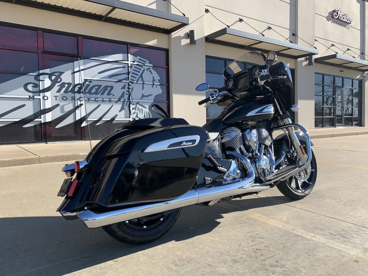 2023 Indian Motorcycle Chieftain® Limited in Norman, Oklahoma - Photo 8