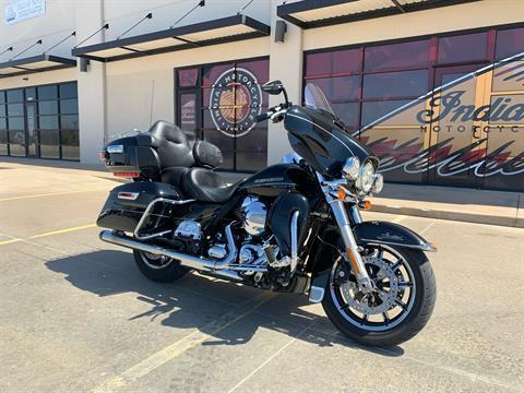 2016 Harley-Davidson Electra Glide® Ultra Classic® in Norman, Oklahoma - Photo 2
