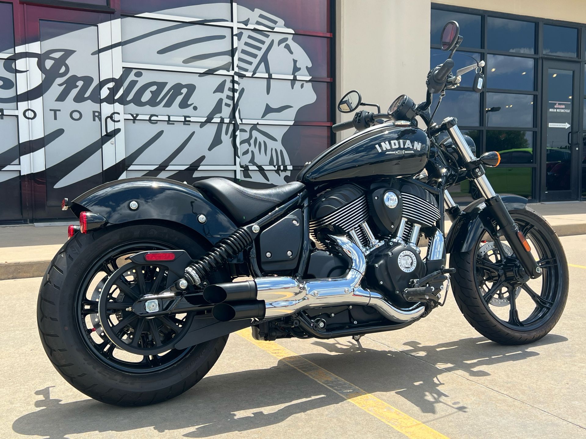 2022 Indian Motorcycle Chief in Norman, Oklahoma - Photo 8