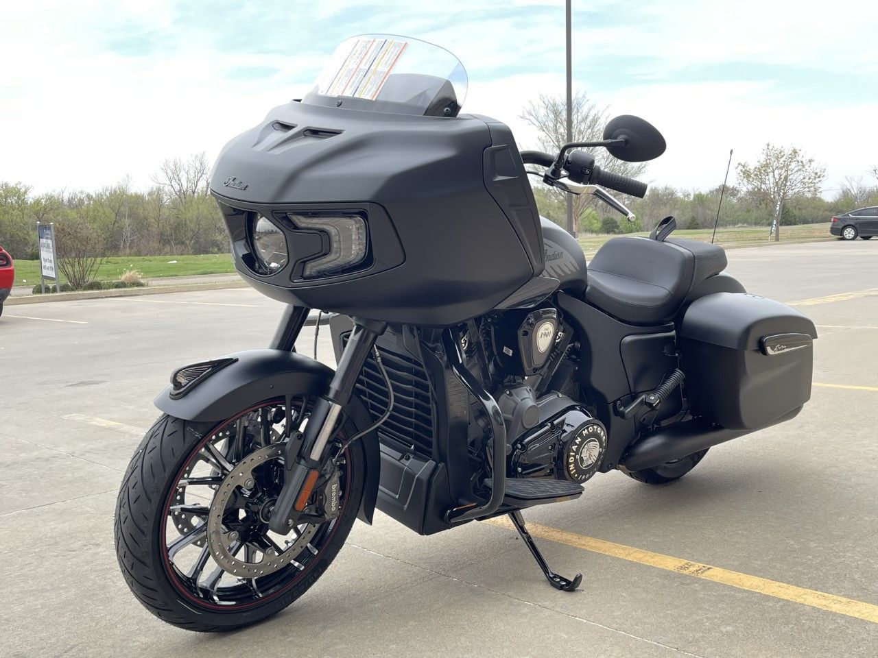 2023 Indian Motorcycle Challenger® Dark Horse® in Norman, Oklahoma - Photo 4
