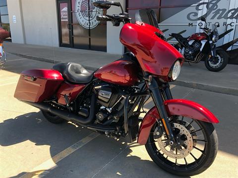 2018 Harley-Davidson Street Glide® Special in Norman, Oklahoma - Photo 2