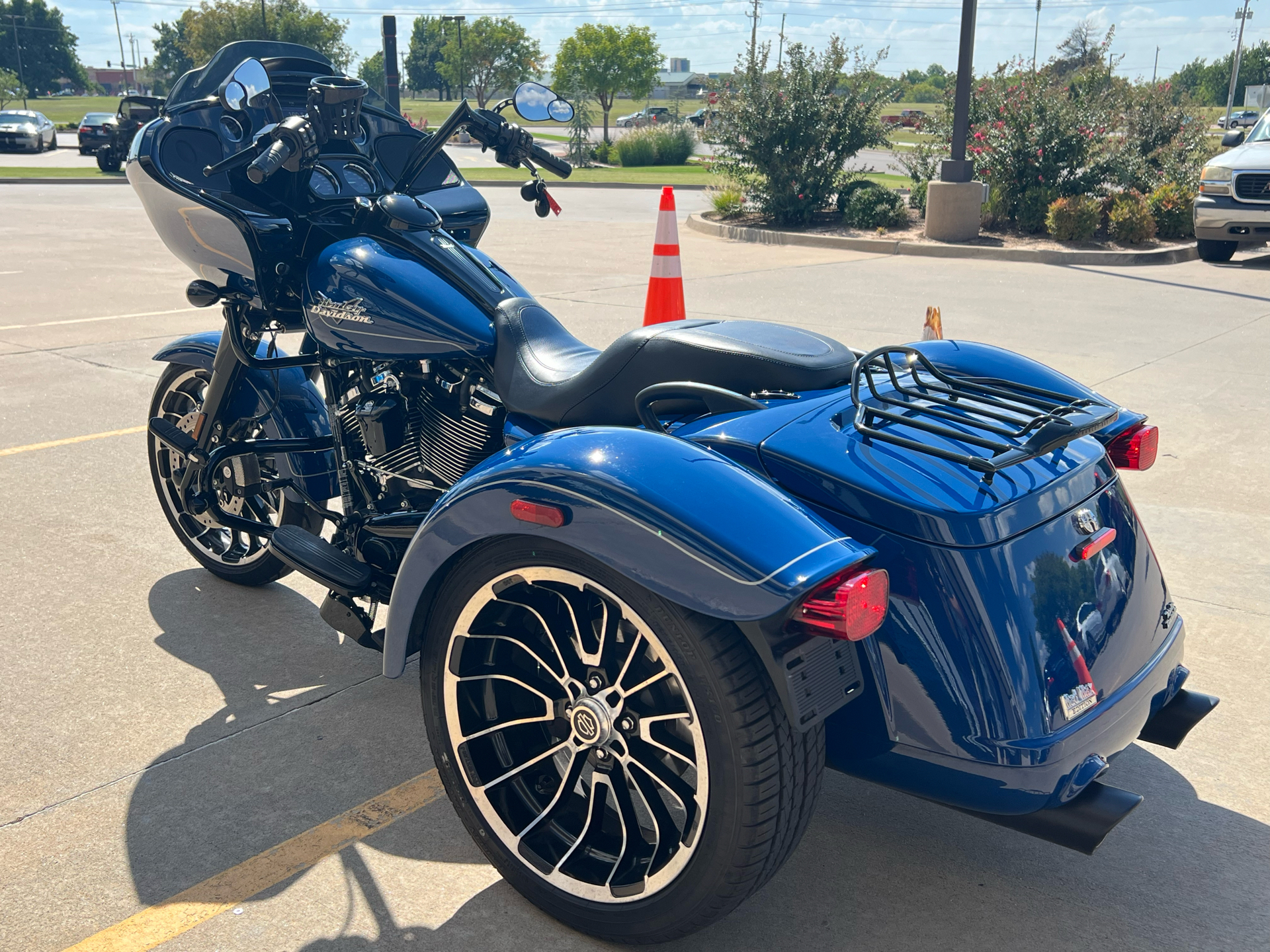 2023 Harley-Davidson Road Glide® 3 in Norman, Oklahoma - Photo 6