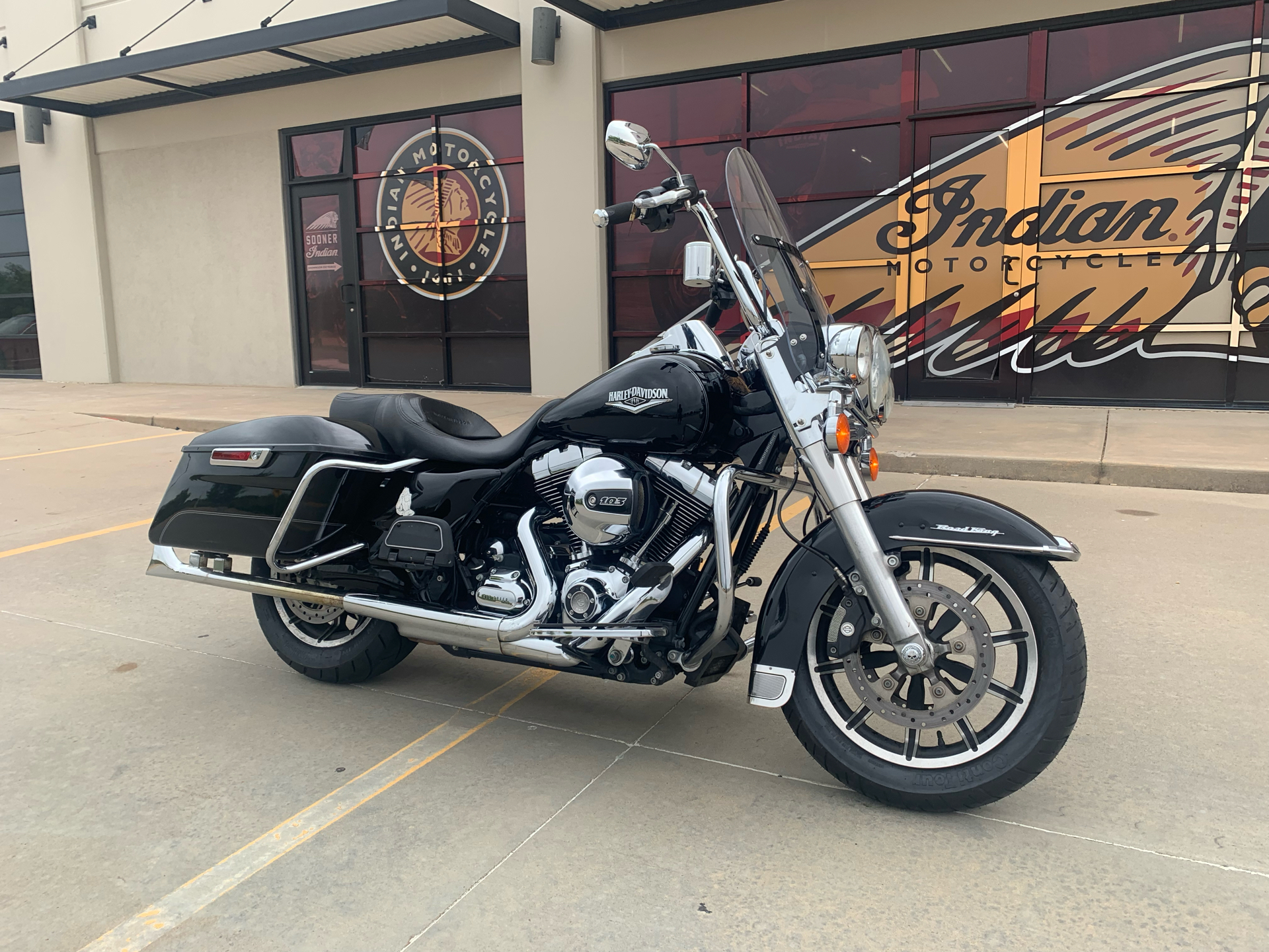 2015 Harley-Davidson Road King® in Norman, Oklahoma - Photo 2
